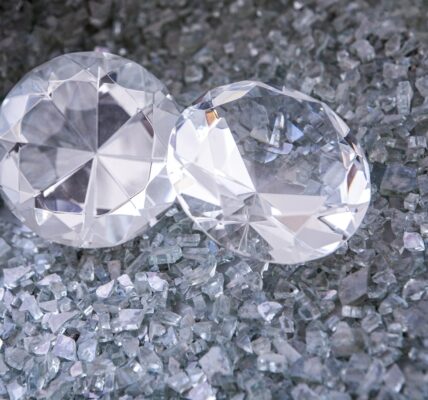 Inwestowanie w diamenty – wszystko, co musisz wiedzieć