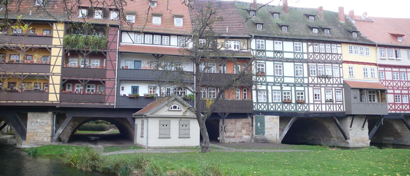 Krämerbrücke – zabudowany most nad rzeką Gera w Erfurcie